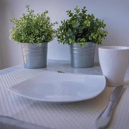 Gandarinha Junto Ao Mar *